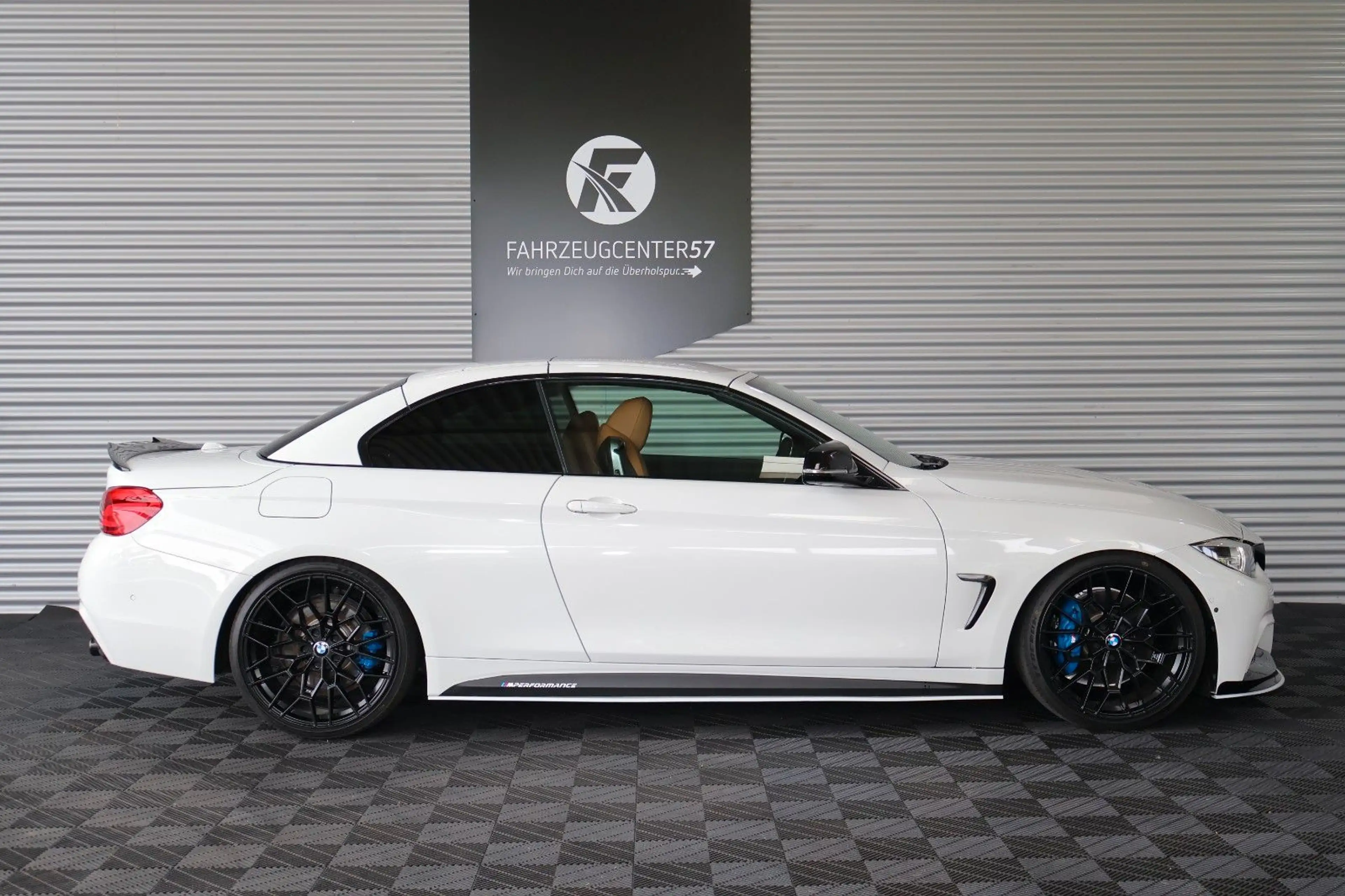 BMW 440 i Cabrio M-PERFORMANCE/360°/H&K/HUD/CARPLAY — photo 5