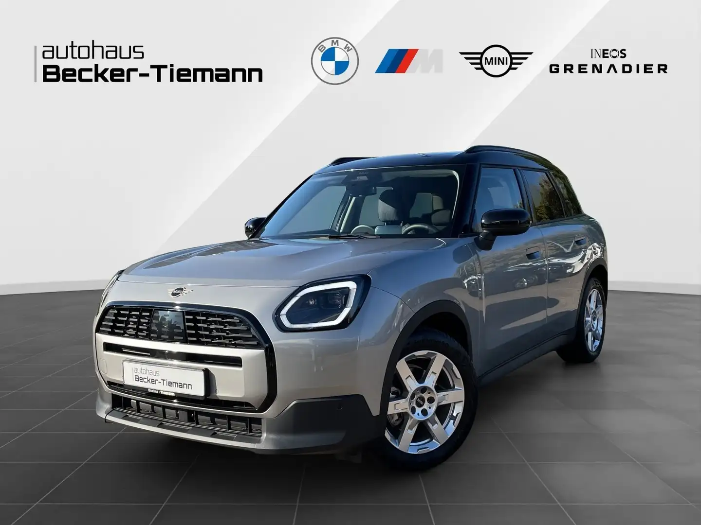 MINI Cooper D Countryman Countryman D / AHK / Panorama / HUD / RFK Grijs - 1