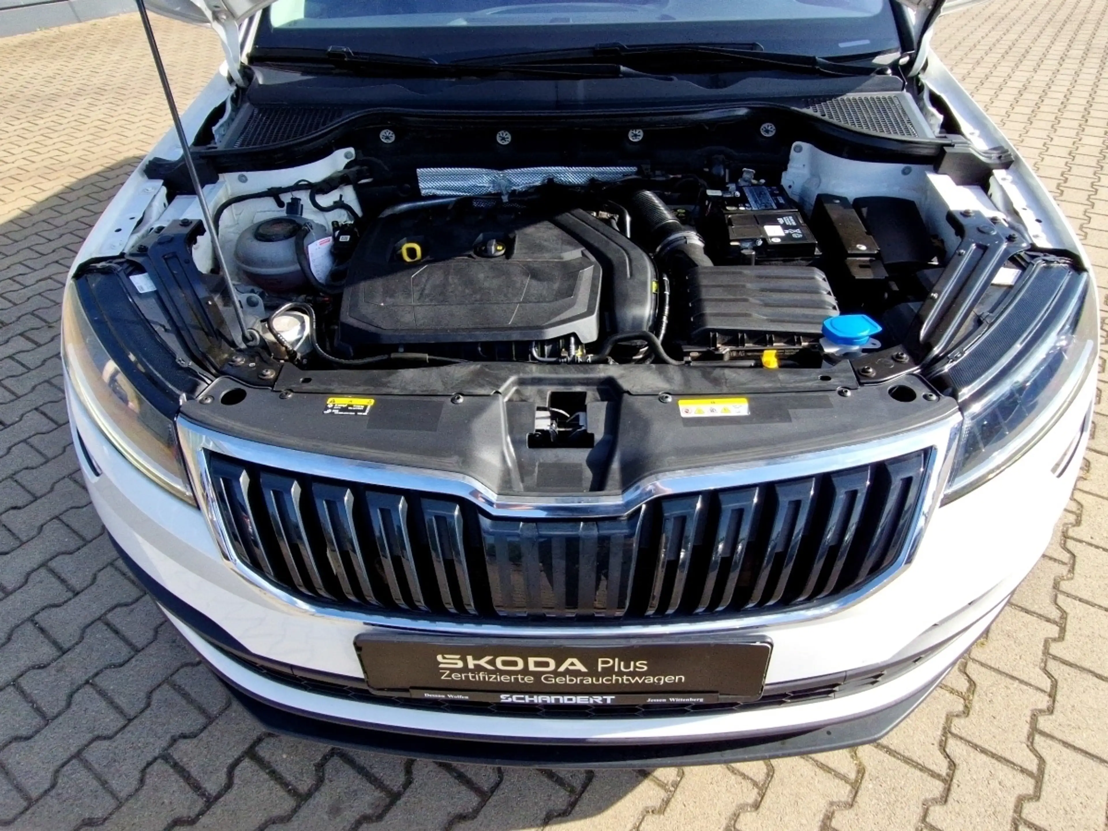 Skoda Karoq 1.5 TSI Clever LED Navi AHK PDC Klimaautomatik — photo 15