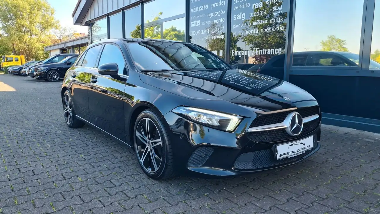 Mercedes-Benz A 180