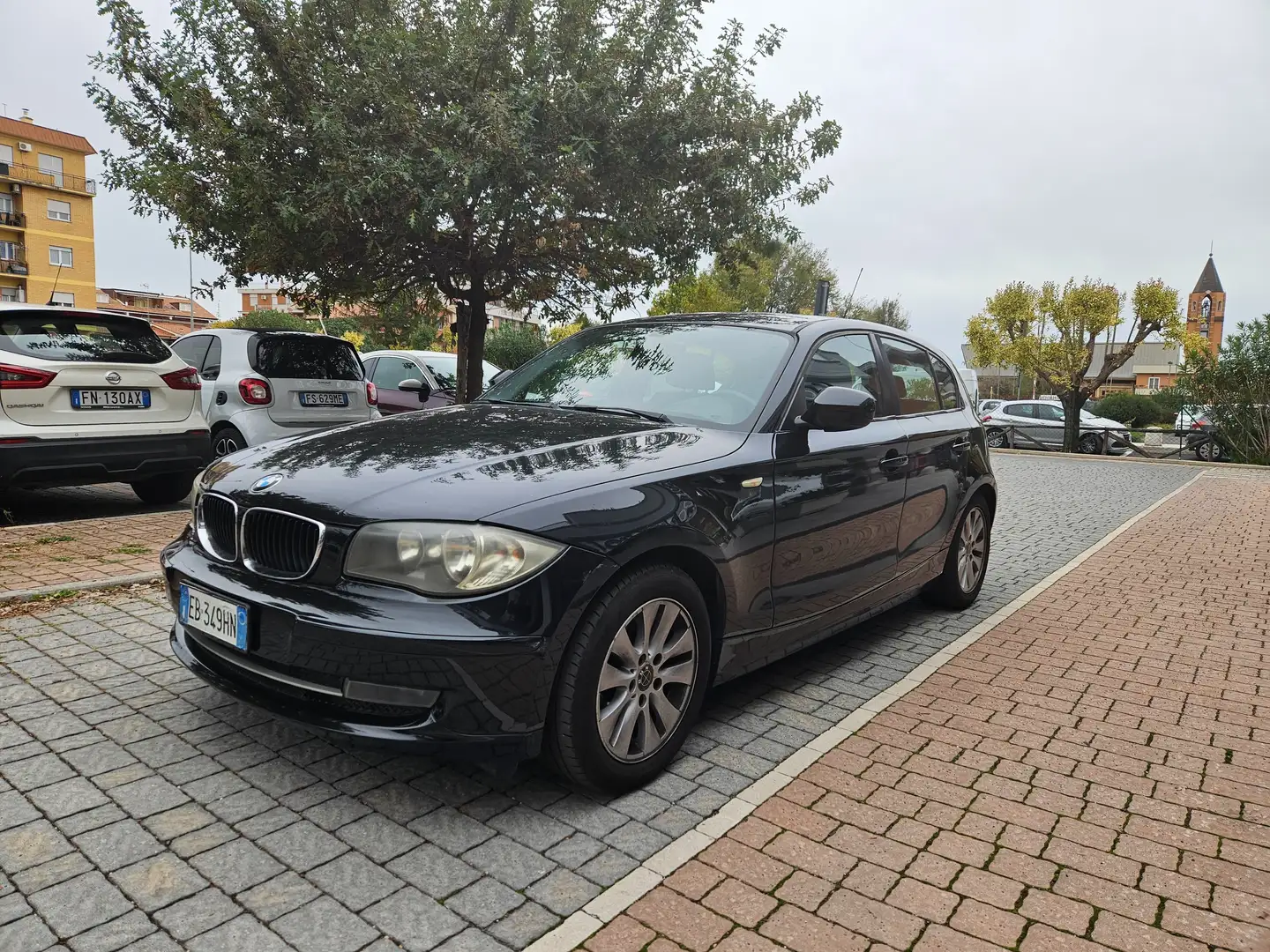 BMW 120 Serie 1 E/81-87 120d 5p Attiva dpf Black - 2