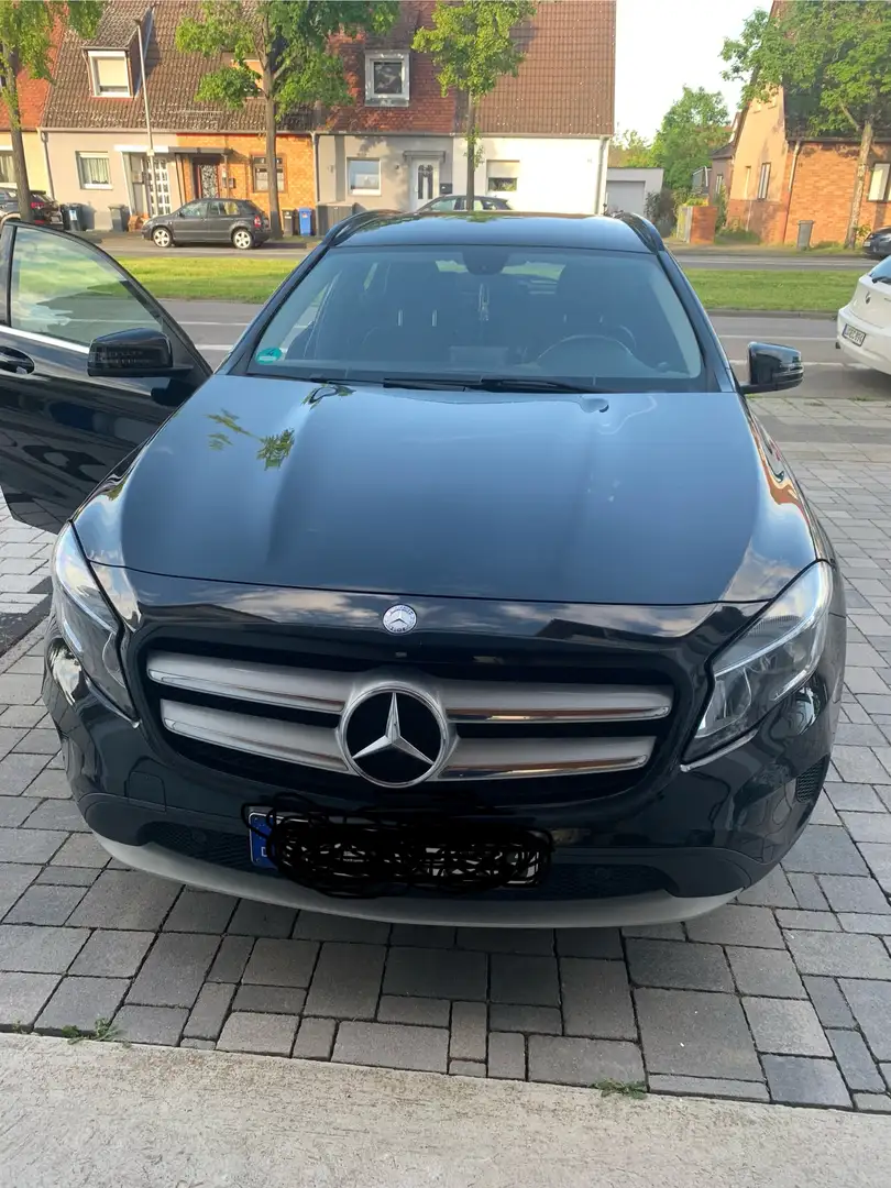 Mercedes-Benz GLA 220 GLA Diesel CDI 7G-DCT Style Schwarz - 1