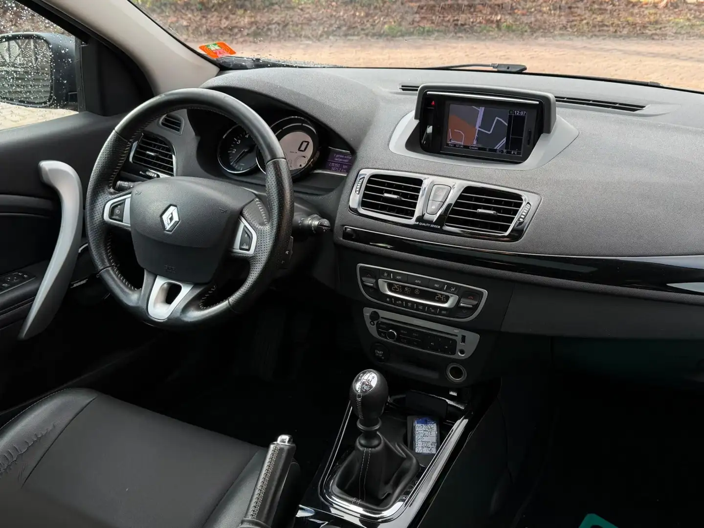 Renault Megane Estate 1.5 dCi GT-Line, panoramadak, trekhaak Grau - 2