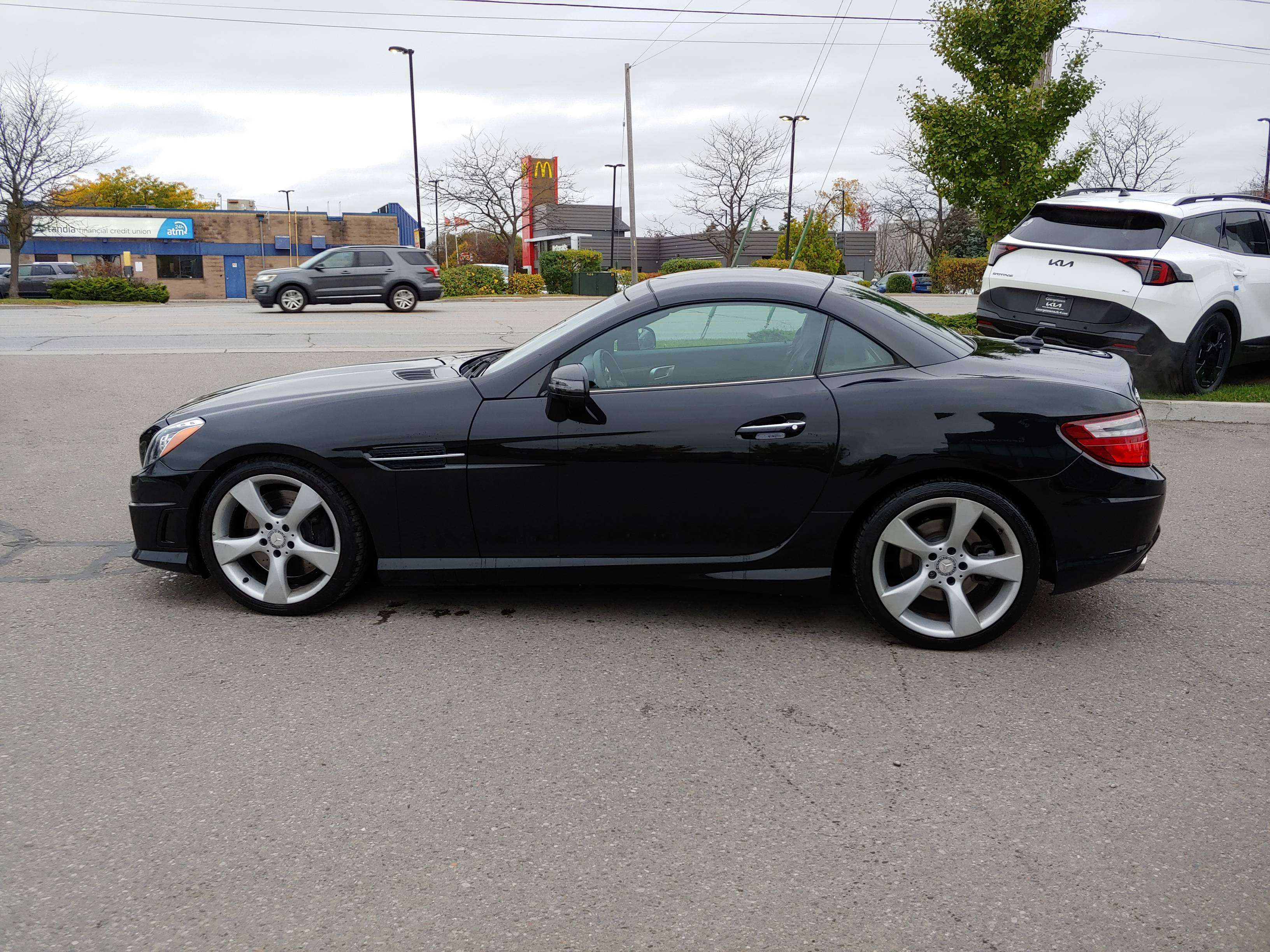 2013 Mercedes-Benz SLK-Class