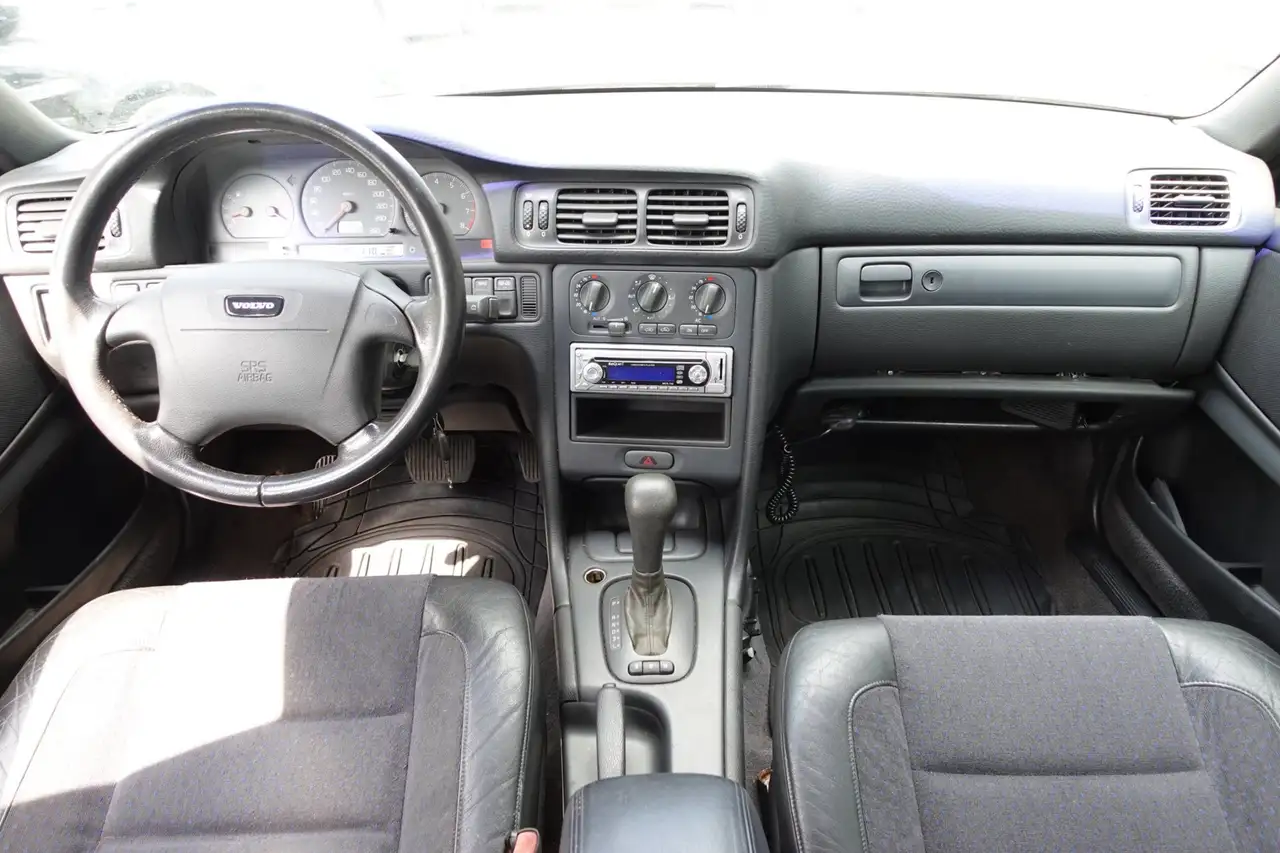 Volvo V70 2.5 Comfort-Line / Automaat, foto 9