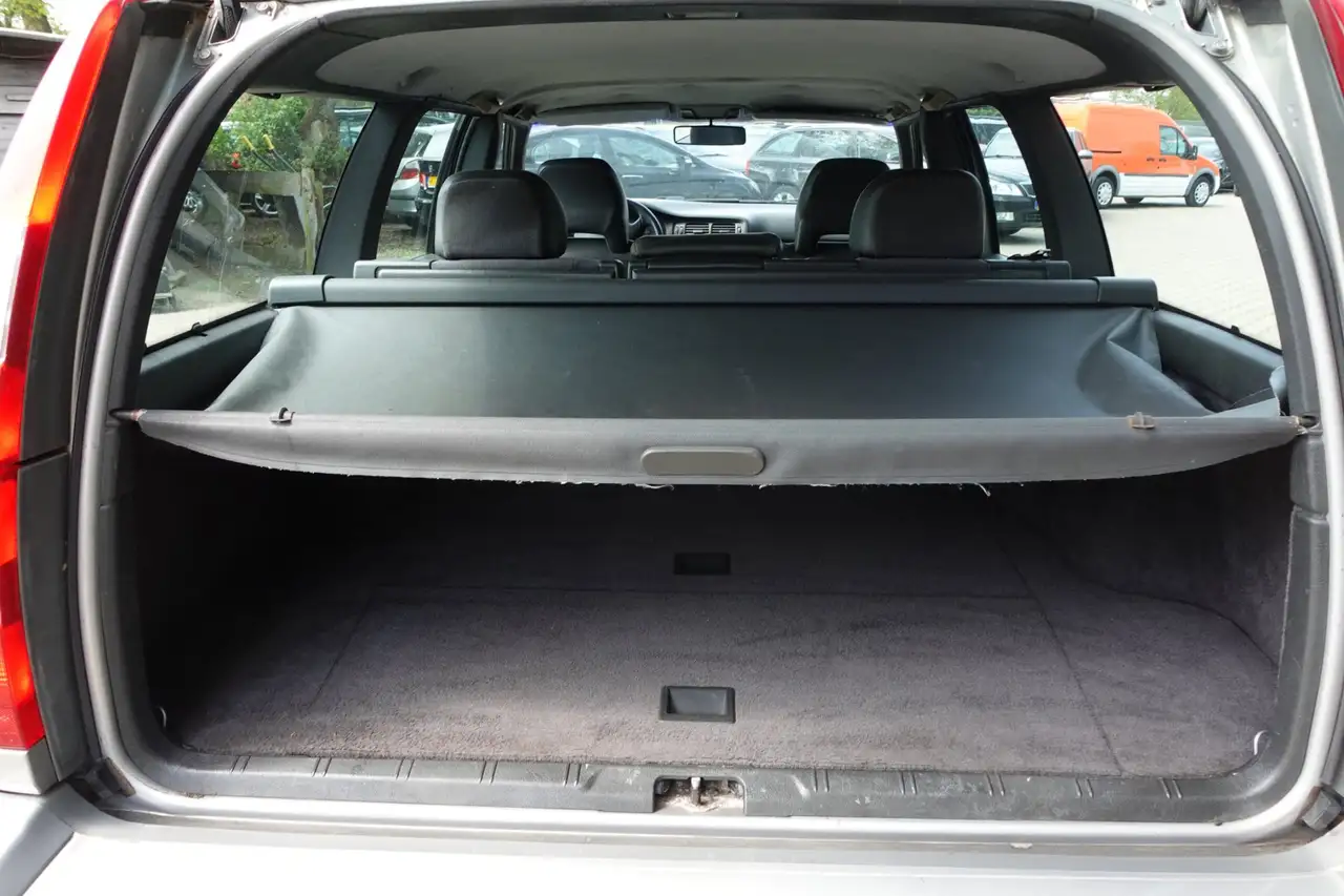 Volvo V70 2.5 Comfort-Line / Automaat, foto 7