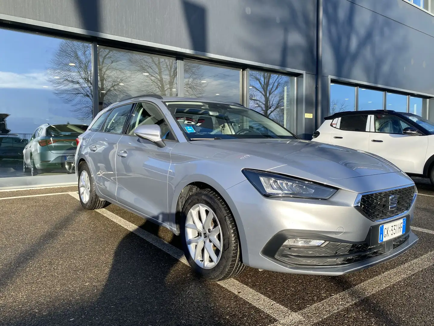SEAT Leon Sportstourer 2.0 TDI Style Argento - 2