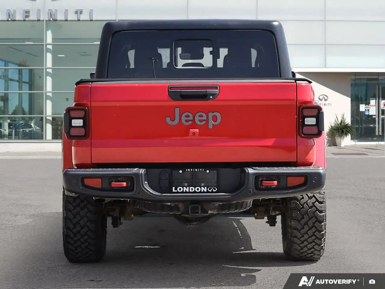 Jeep Gladiator снимка Jeep Gladiator