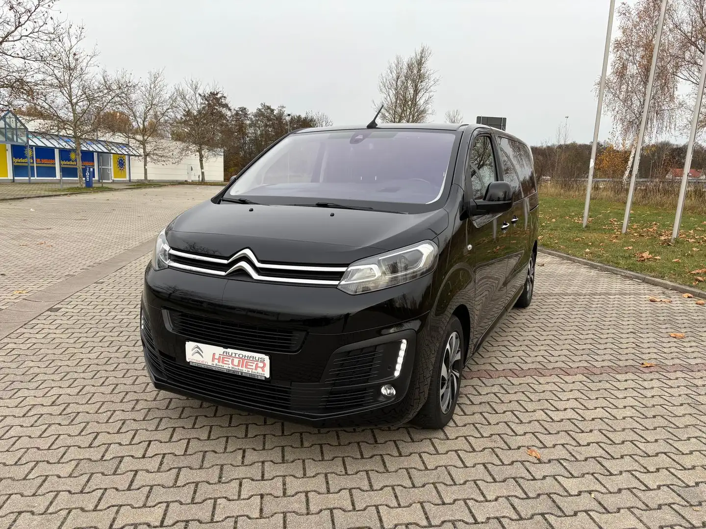 Citroen Spacetourer Shine M (L2) 2.0 Blue-HDI FAP Metall Negro - 1