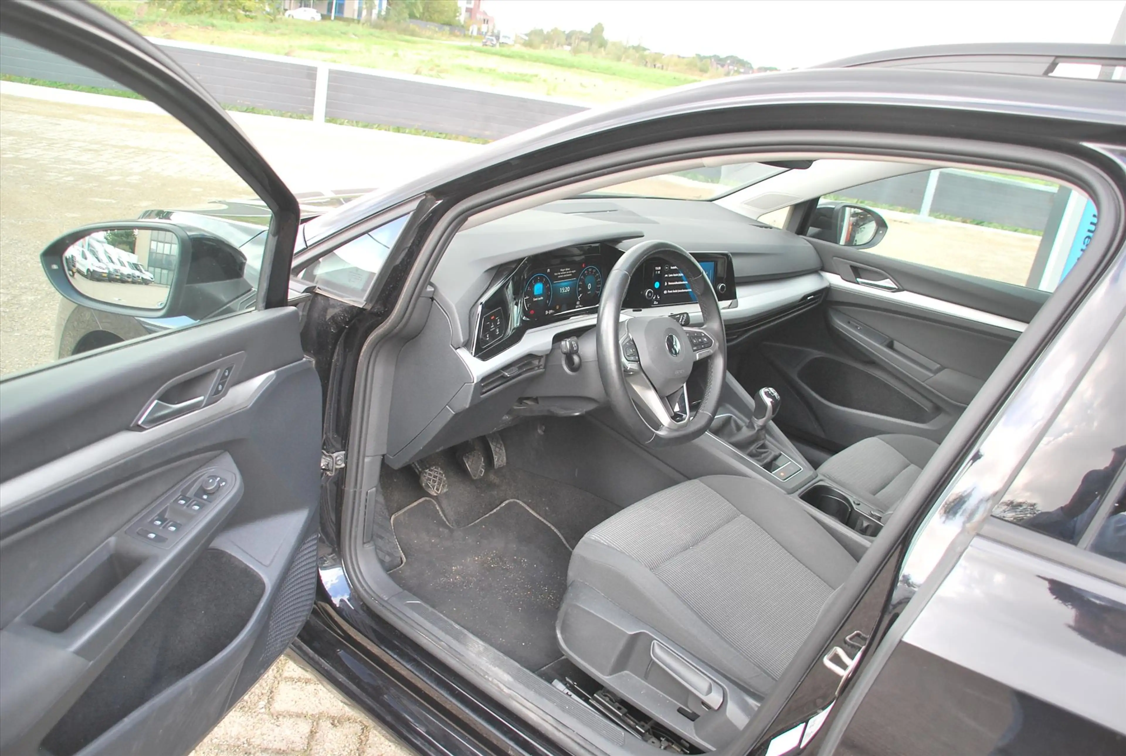 Volkswagen Golf Variant 1.0 TSI 110pk Life — photo 9