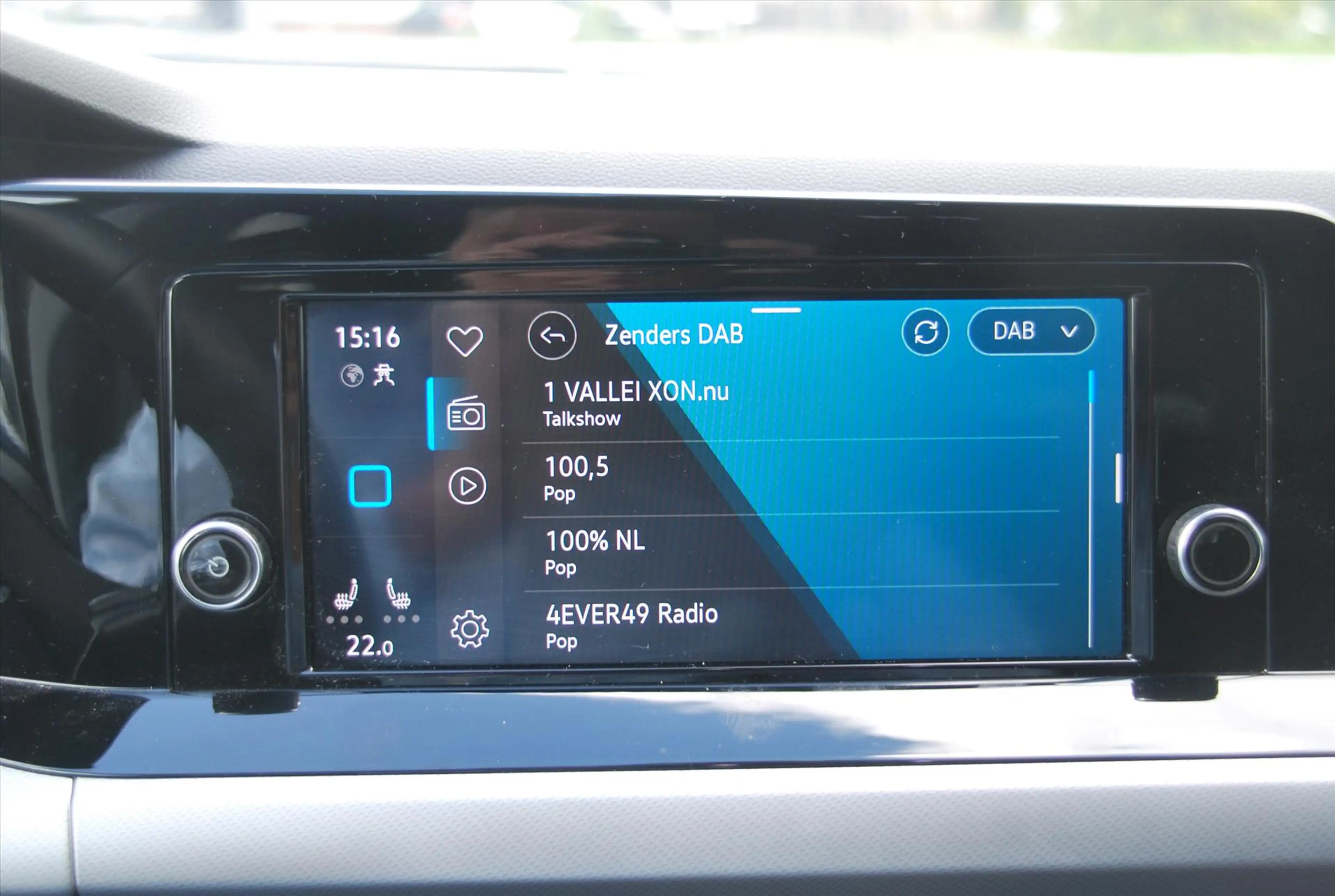 Volkswagen Golf Variant 1.0 TSI 110pk Life — photo 15