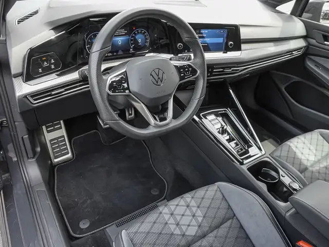 Volkswagen Golf view 9