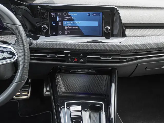 Volkswagen Golf view 12