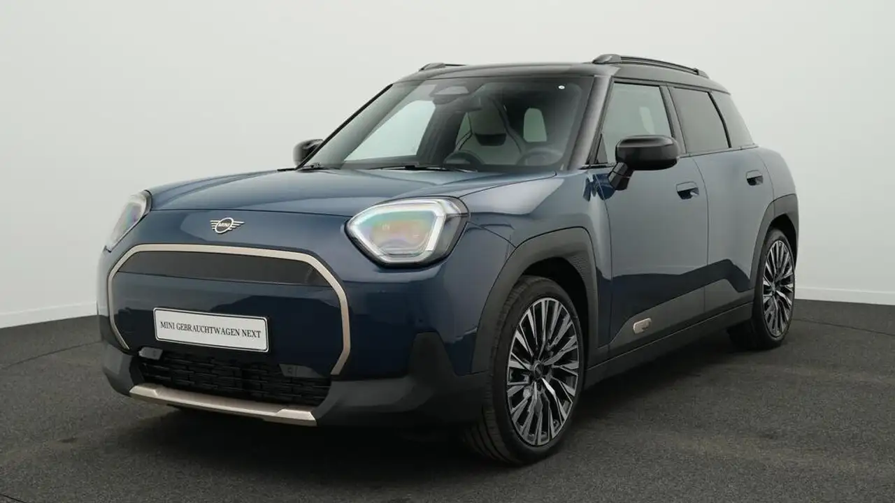 MINI Aceman Favoured Trim