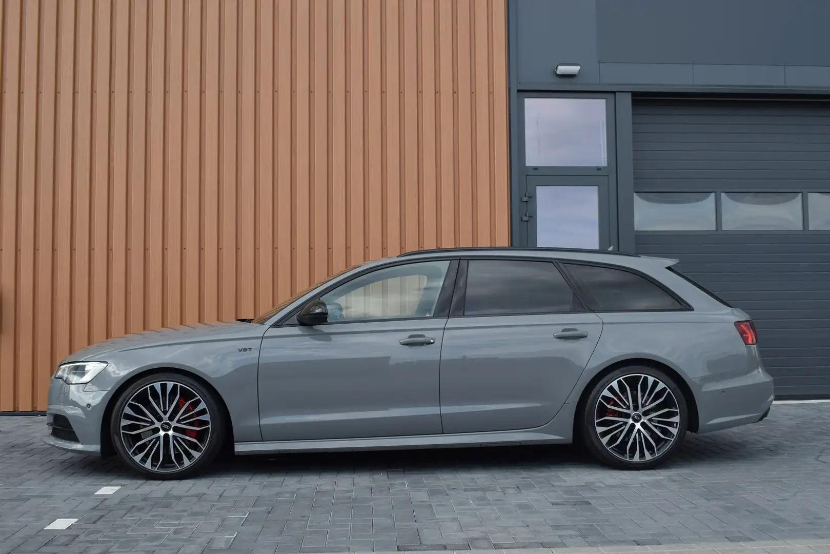 Audi A6 Avant 3.0 TDI BiT 326pk Quattro Competition Grijs - 2