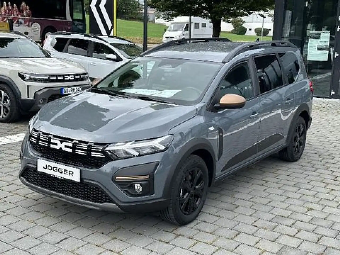 Dacia Jogger Extreme TCe 110 7-Sitzer LED Klima Grijs - 2