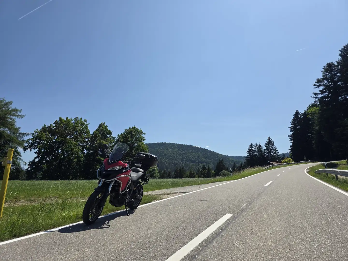 Ducati Multistrada 950 Rot - 2