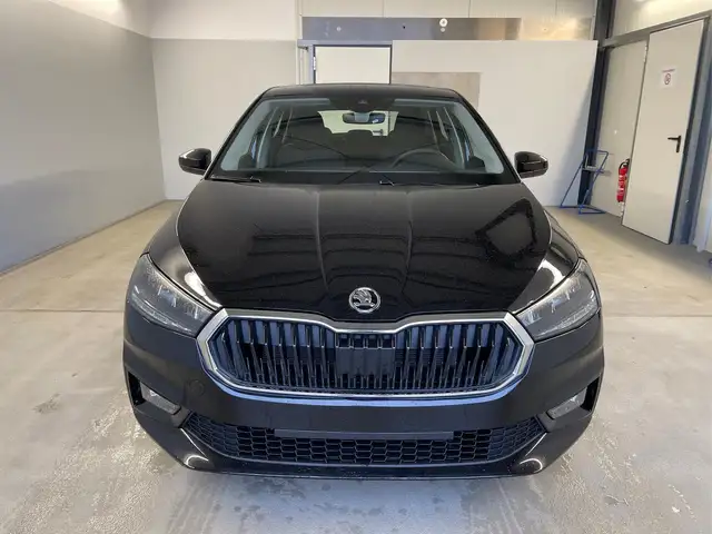 Skoda Fabia view 2