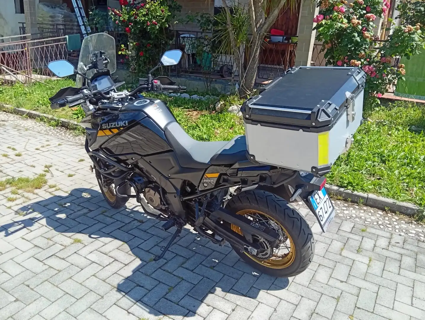 Suzuki V-Strom 1050 XT Nero - 2