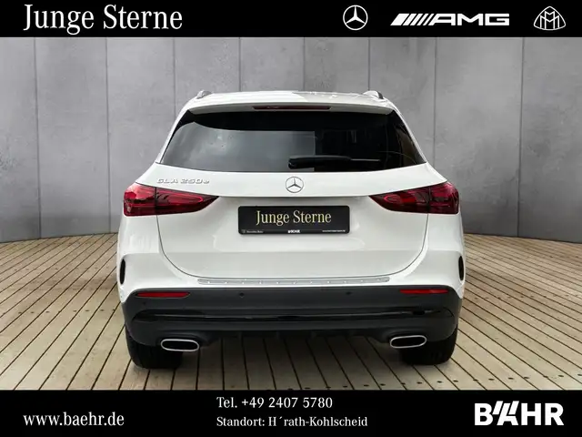 Mercedes-Benz 250 view 8