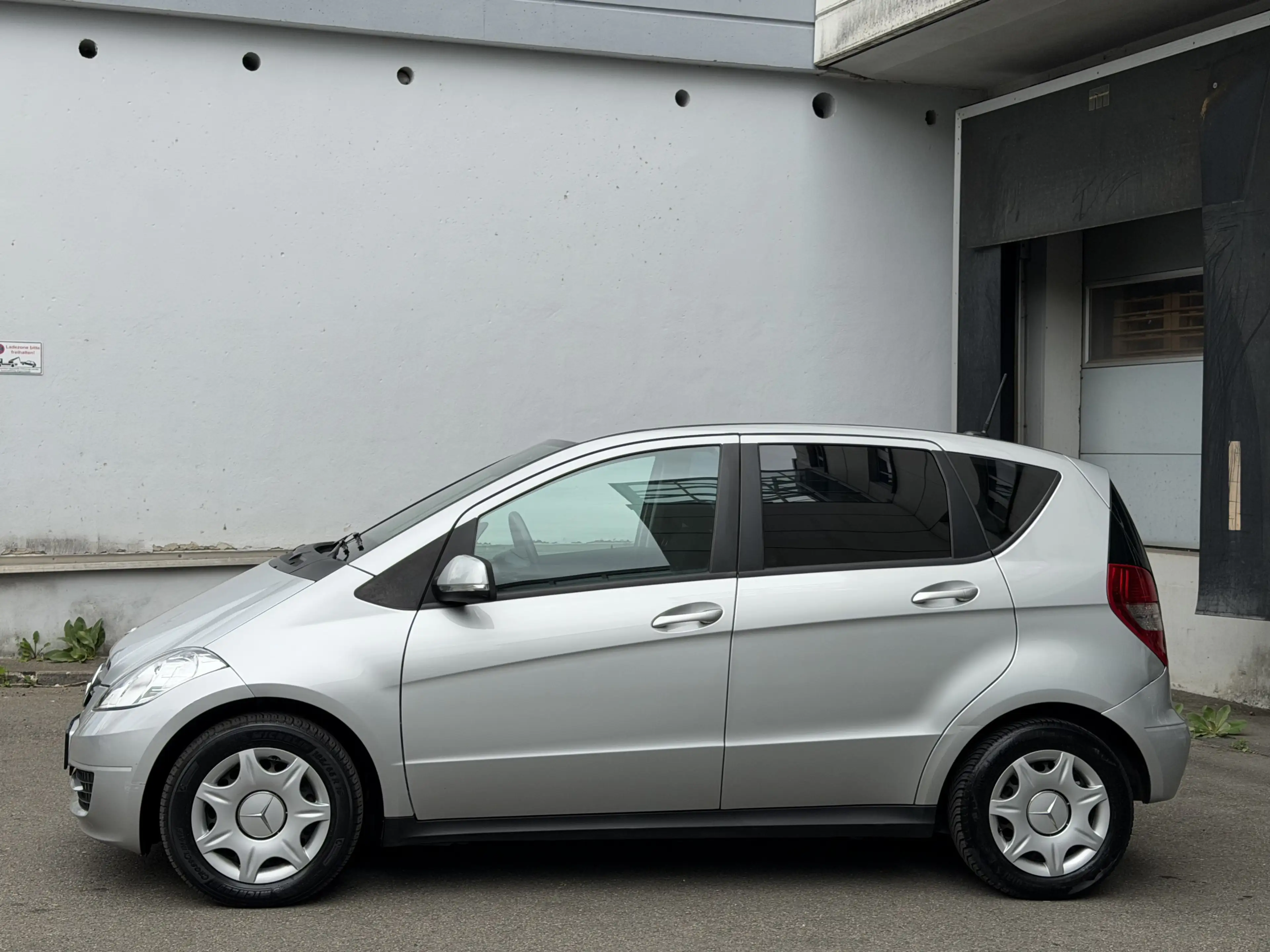 Mercedes-Benz A 180 Classic Automatik-Getriebe Comand Tempomat — photo 3