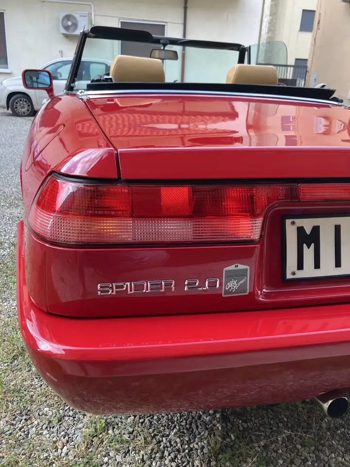 Alfa Romeo Spider 2.0 my90, foto 1