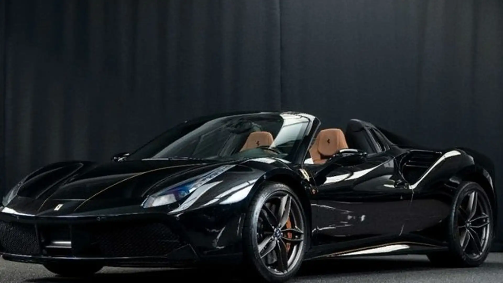 Ferrari 488 Spider Negro - 1