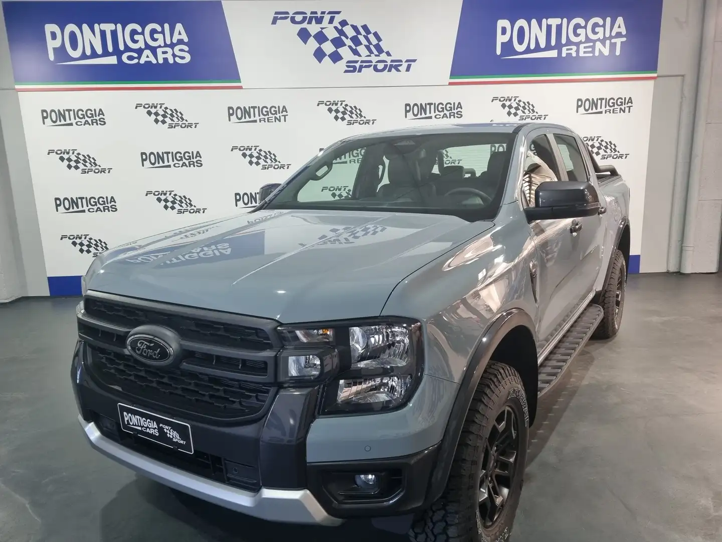 Ford Ranger RANGER DOUBLE CAB TREMOR 2.0CC 205VC A10 AWD 5P Grigio - 1