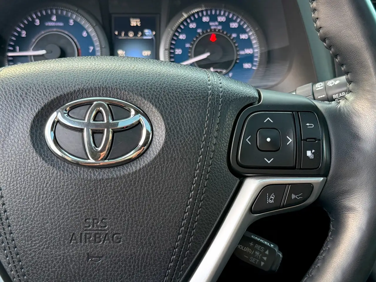 Toyota Sienna photo Toyota Sienna