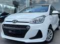 Hyundai i10 1.0i Essence / Airco / Cruise /PDC Avant \u0026 Arriere Weiß - thumbnail 1