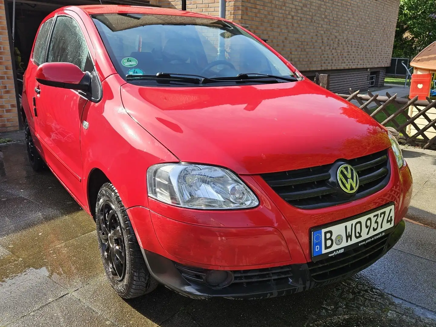 Volkswagen Fox 1.4 Rojo - 1
