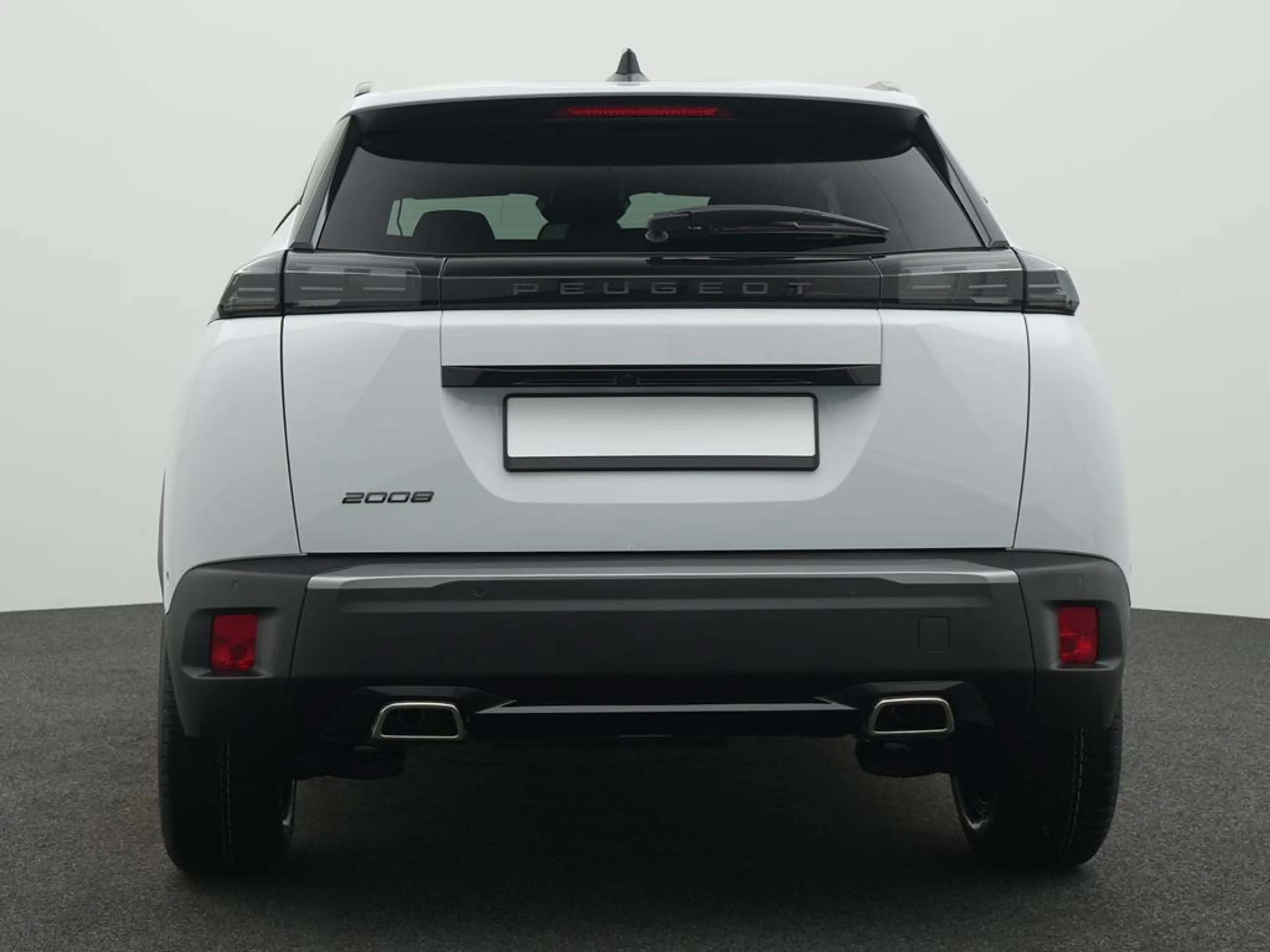 Peugeot 2008 ALLURE PureTech 130 EAT8 — photo 4