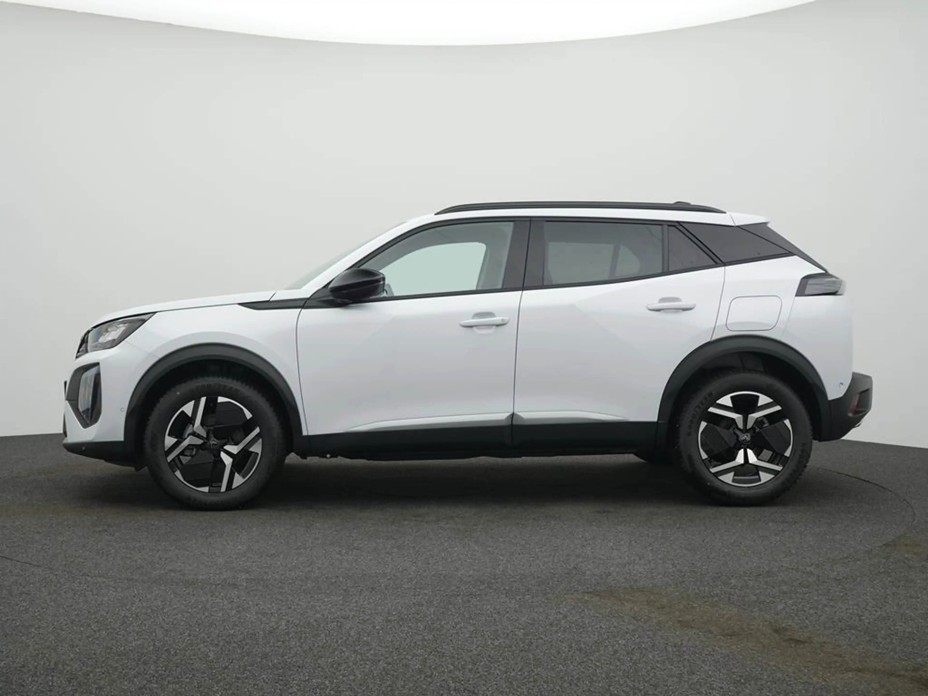 Peugeot 2008 ALLURE PureTech 130 EAT8 — photo 5