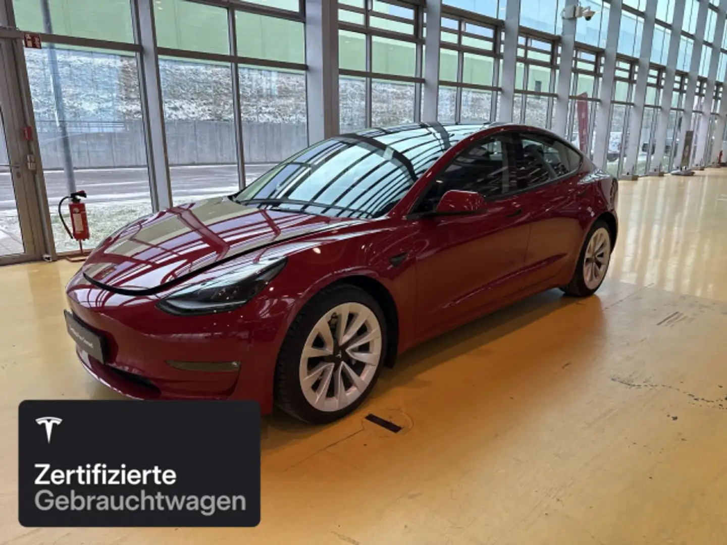 Tesla Model 3 Long Range AWD Rot - 1