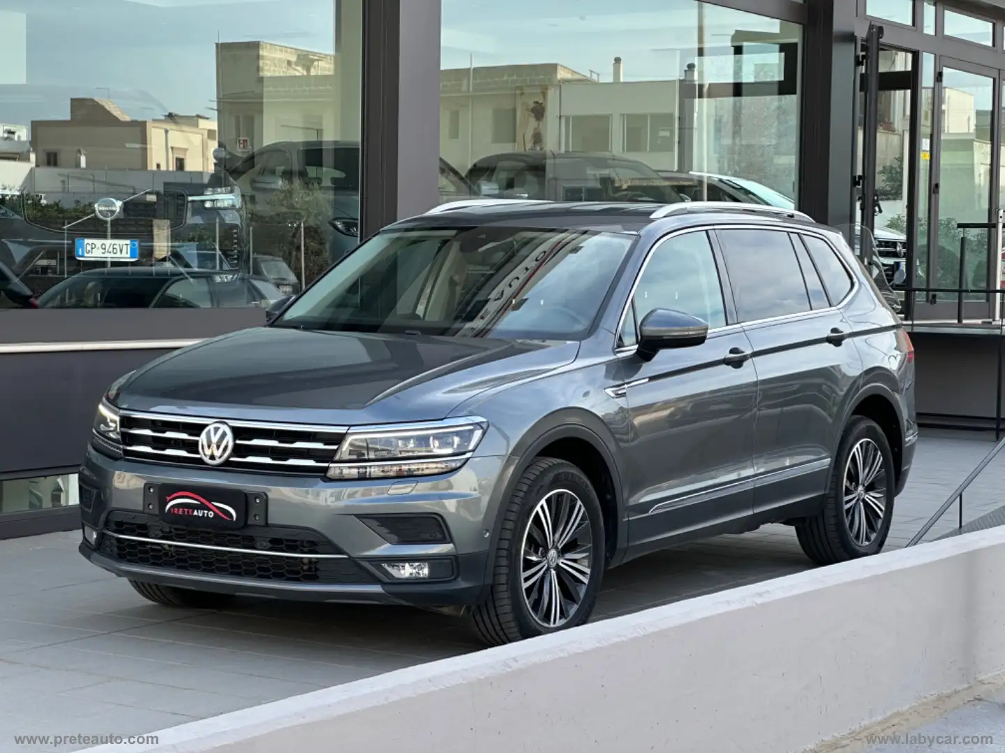 Volkswagen Tiguan Tiguan Allsp. 2.0 TDI DSG 4MOT. Advanced Grau - 1