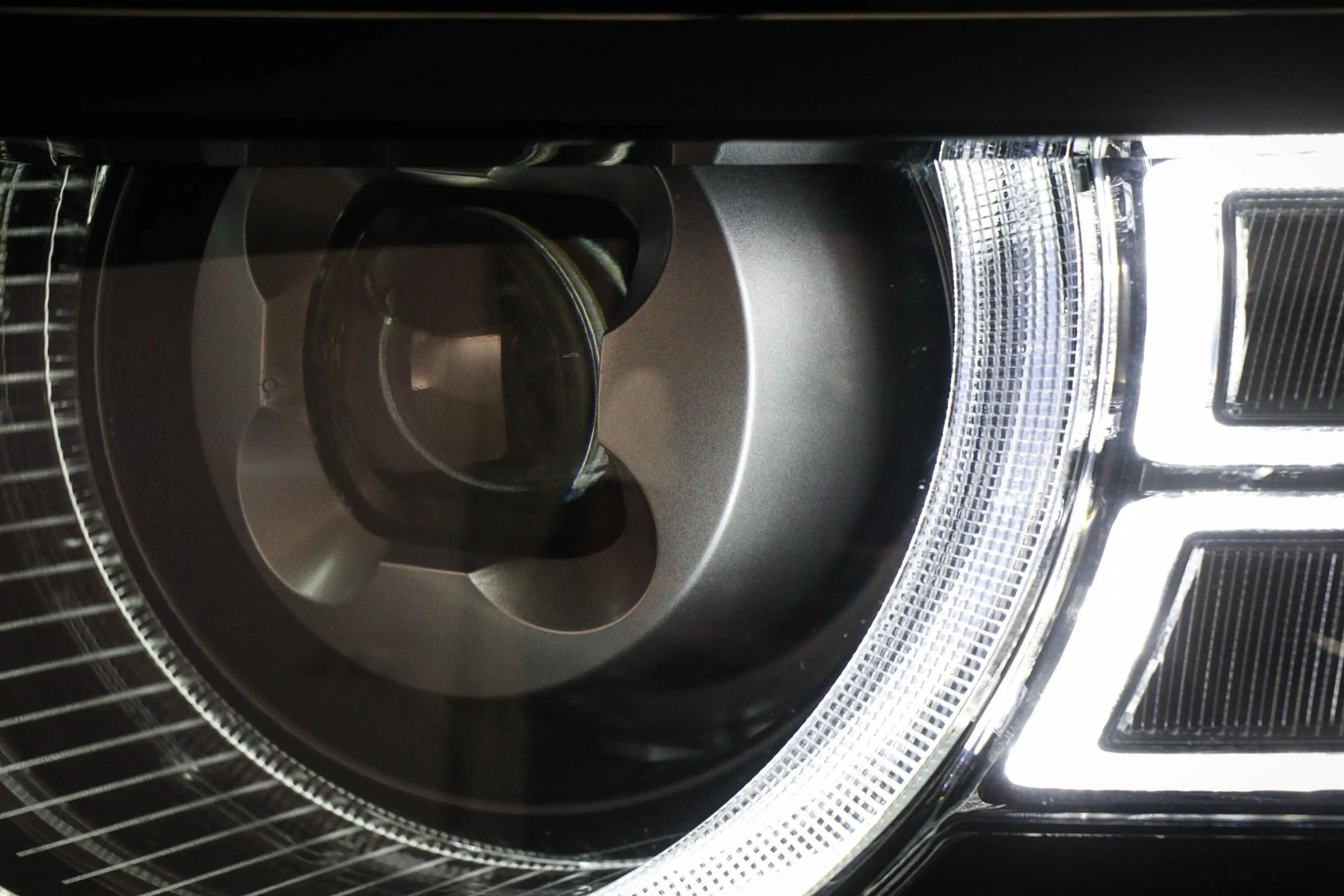 Land Rover Defender 130 3.0 P400 130 X-Dynamic HSE | 8 PERSOONS |  PAN — photo 19