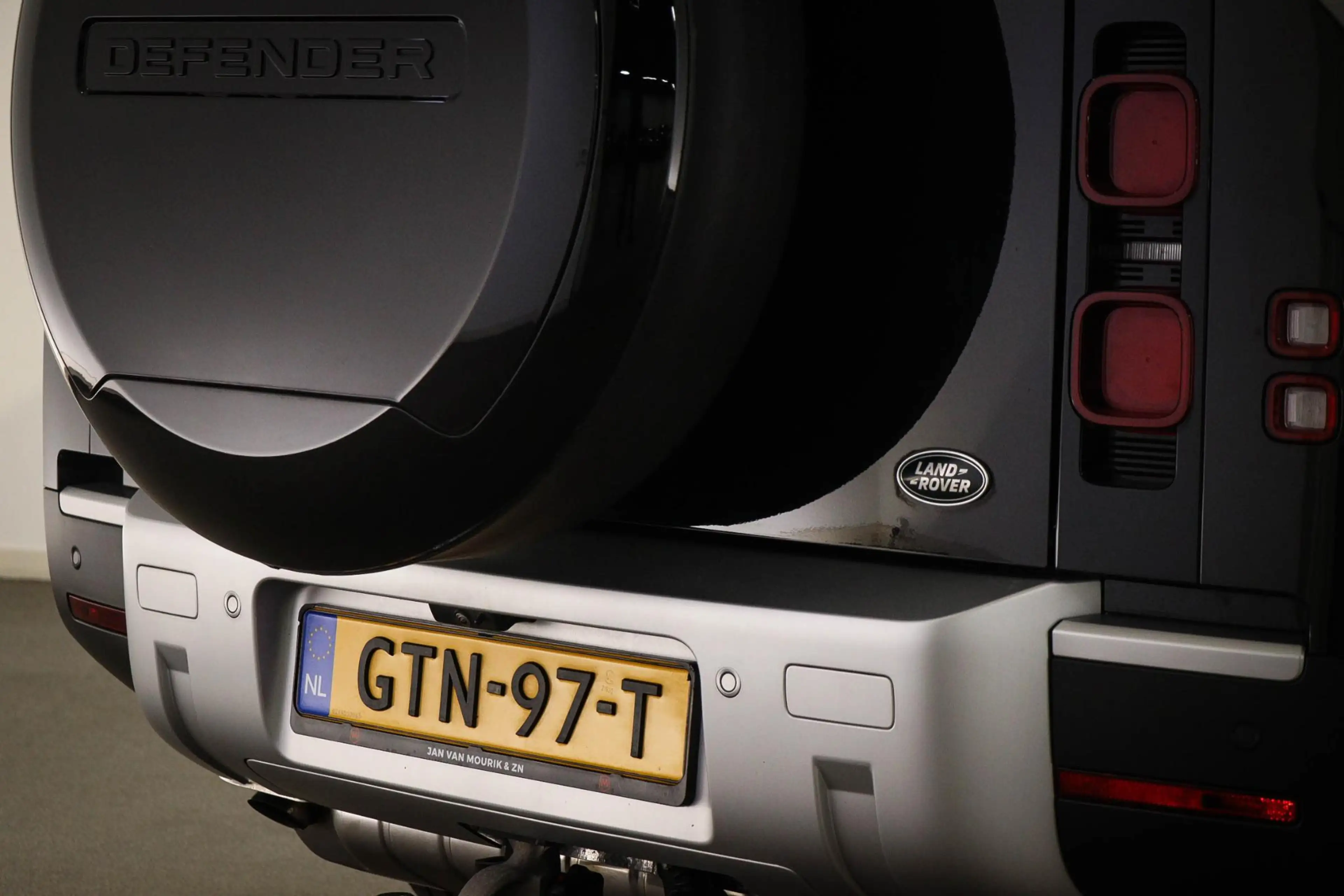 Land Rover Defender 130 3.0 P400 130 X-Dynamic HSE | 8 PERSOONS |  PAN — photo 27
