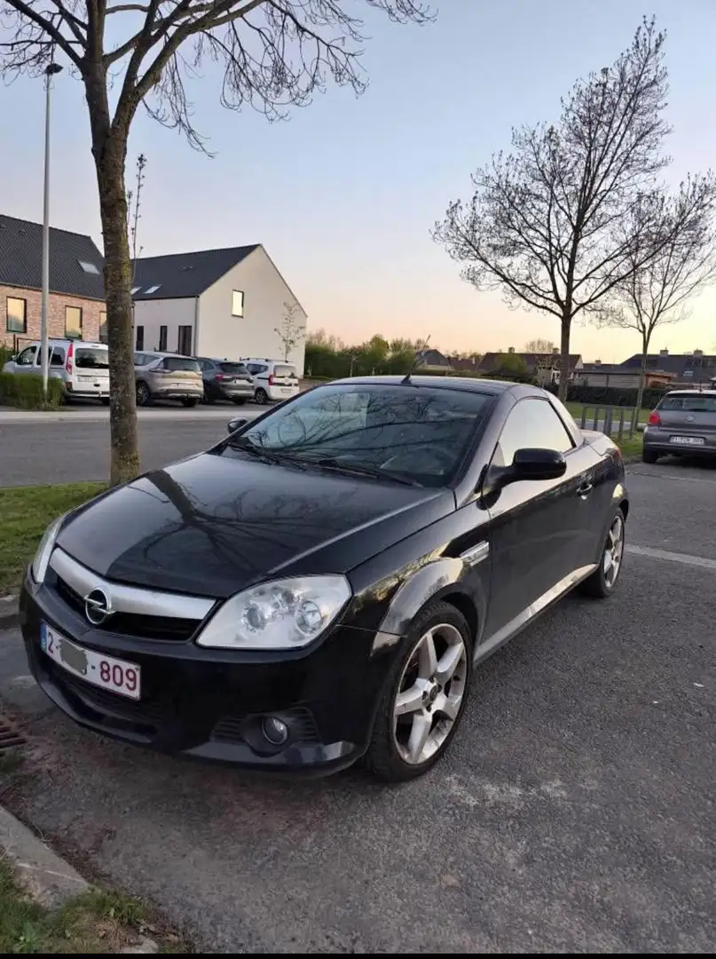 Opel Tigra Twintop 1.8i XE 16v Enjoy - 1