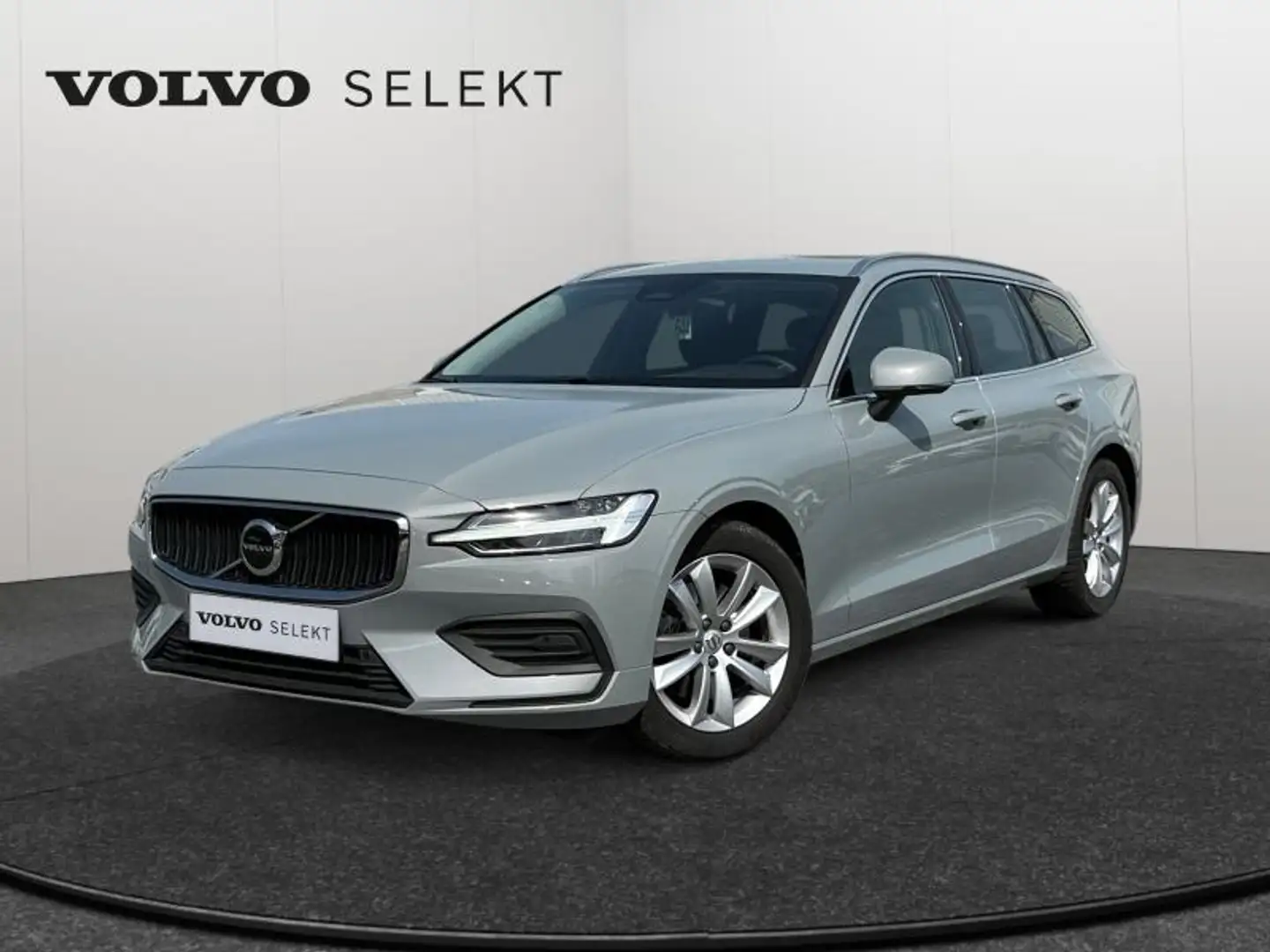 Volvo V60 B3 Momentum / Essence Gris - 1