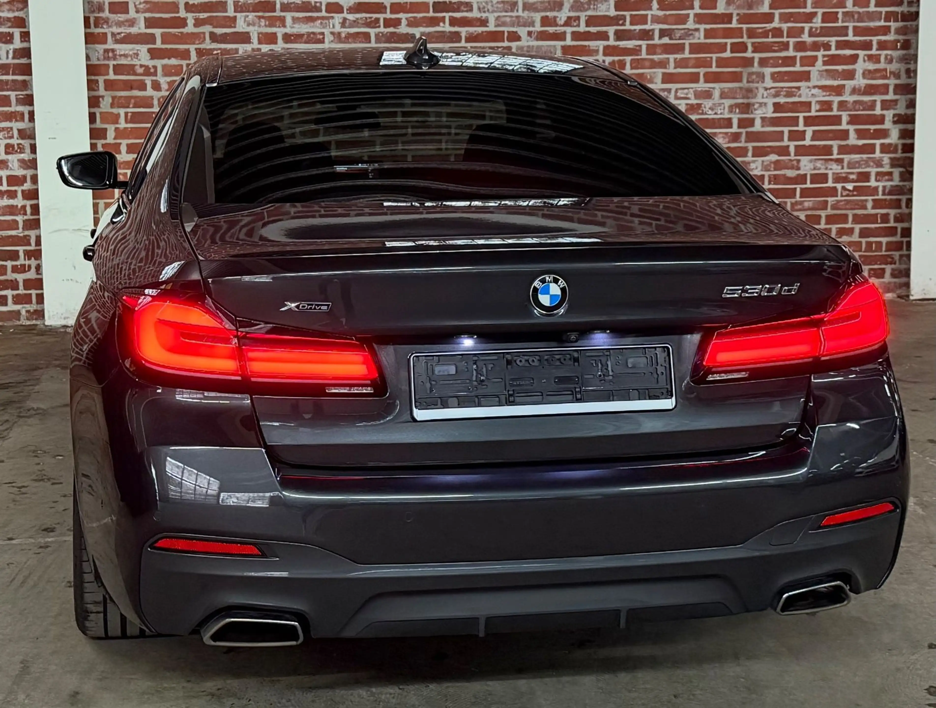 BMW 530 d xDrive Lim M Sport LASER/HUD/ACC/H&K/R.Kam — photo 3