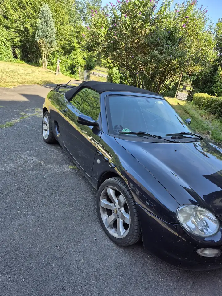 MG MGF 1.8i, foto 2