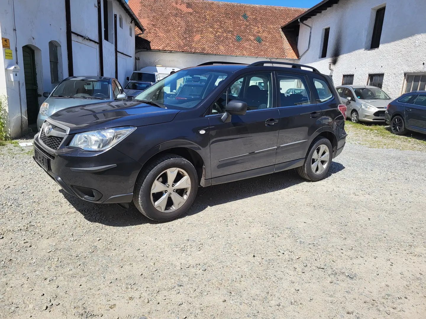 Subaru Forester Active Grau - 2