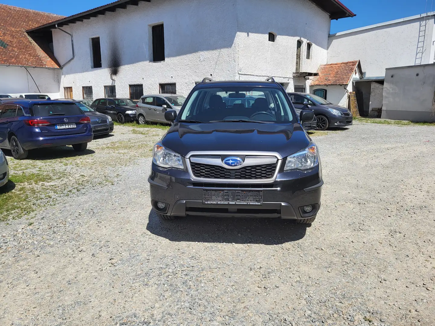 Subaru Forester Active Grau - 1