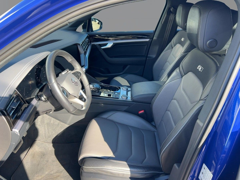 Volkswagen Touareg 3.0 V6 TDI Tiptr R-Line 4M AHK Panorama — photo 9