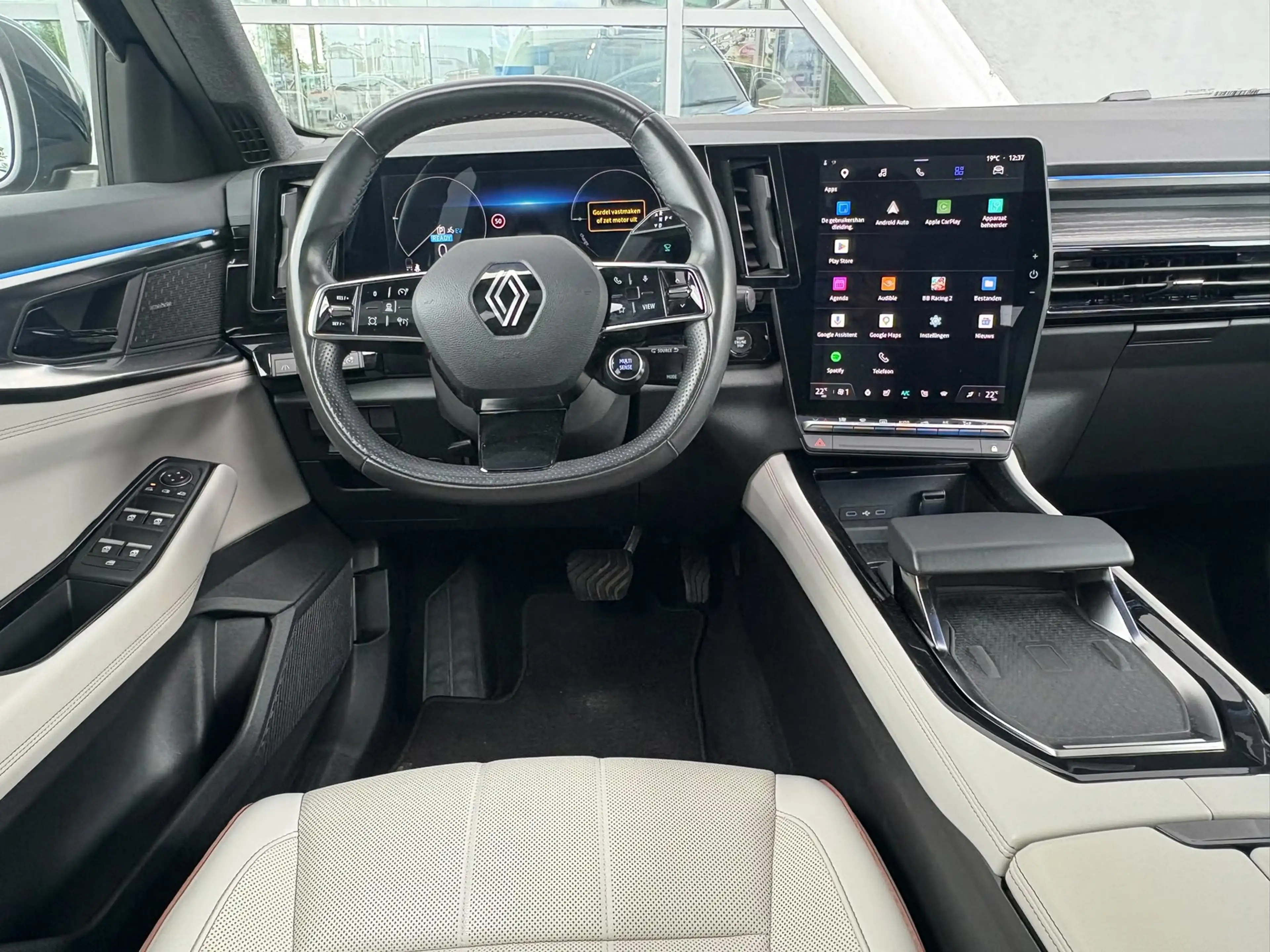 Renault Espace E-Tech full hybrid 200 iconic 7p. 4Wheel Drive Pan — photo 5