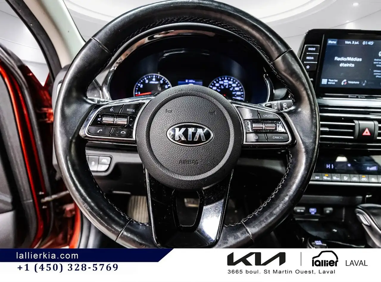 Kia Seltos снимка Kia Seltos