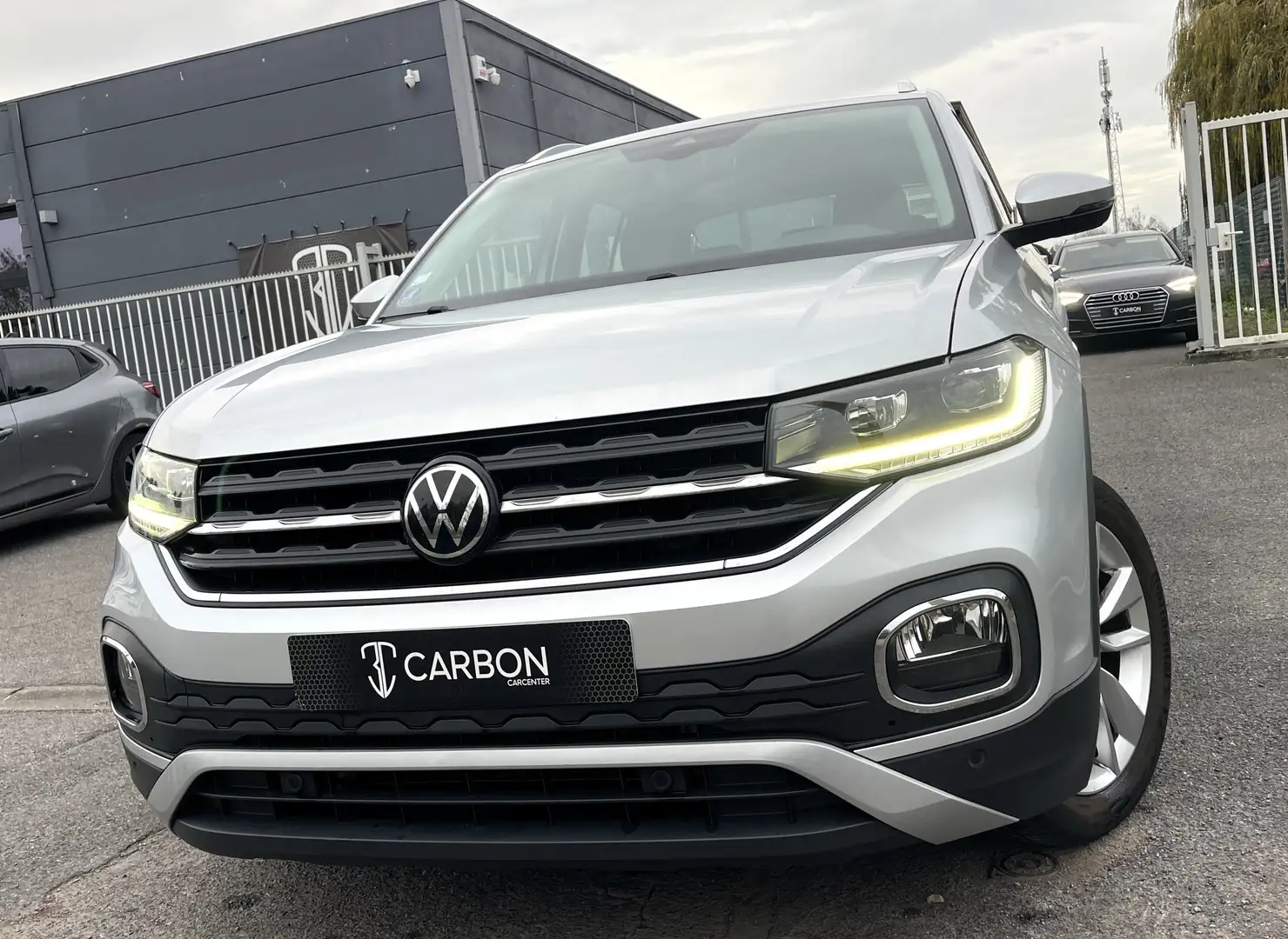 Volkswagen T-Cross 1.0 TSI Style KEYLESS/NAVI/LED/COCKPIT/CARPLAY Argent - 1