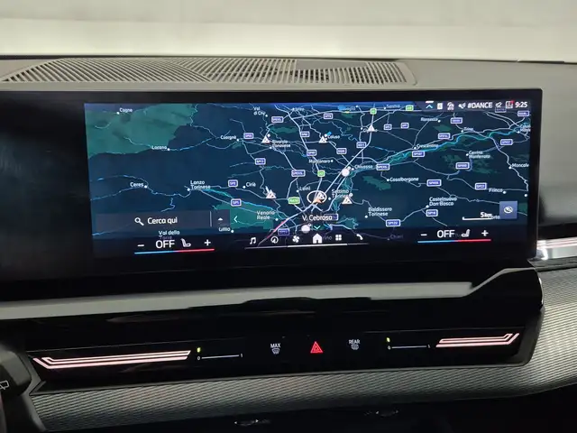 BMW 5 Series view 12