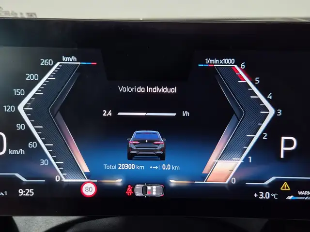 BMW 5 Series view 15