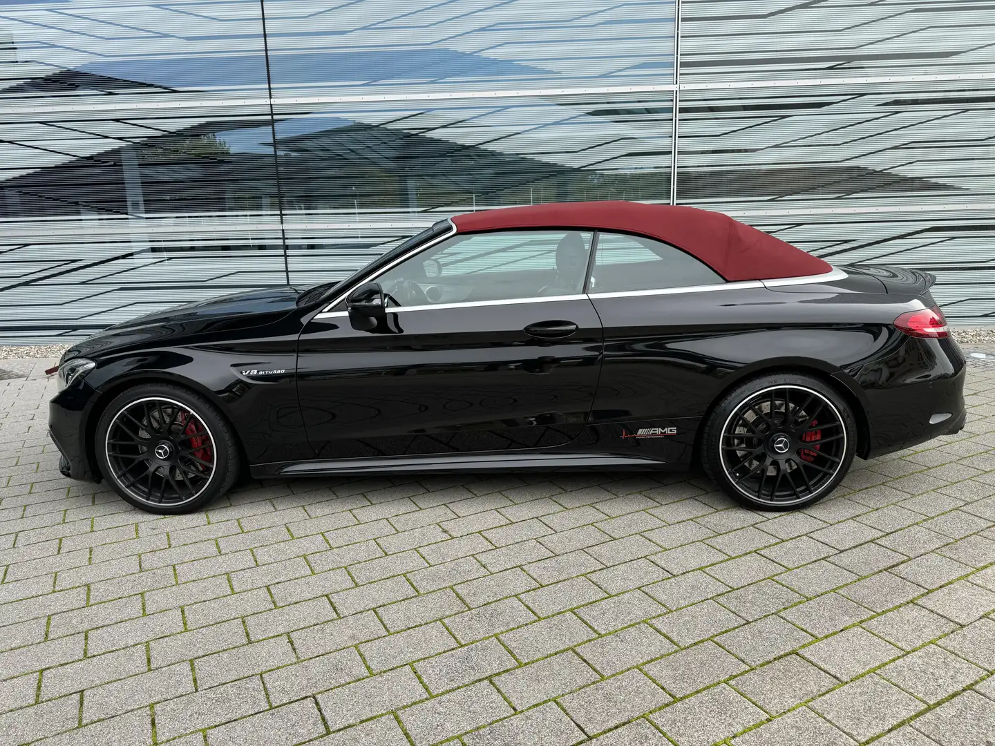 Mercedes-Benz C 63 AMG AMG C 63 Cabrio/360°/20" AMG/Verdeck rot Noir - 1